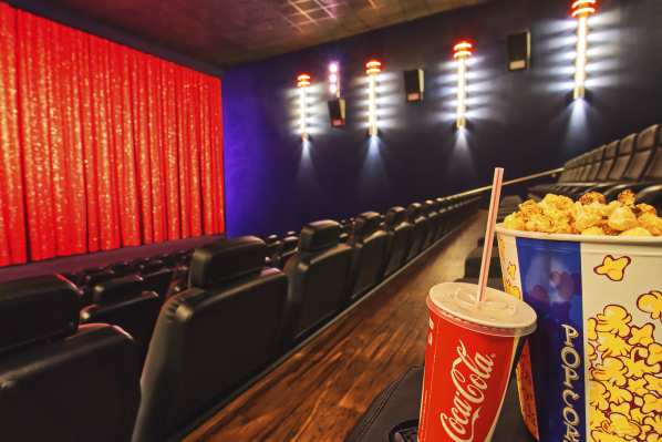 Bild zu WEIHNACHTSFEIER IM KINO! - 1